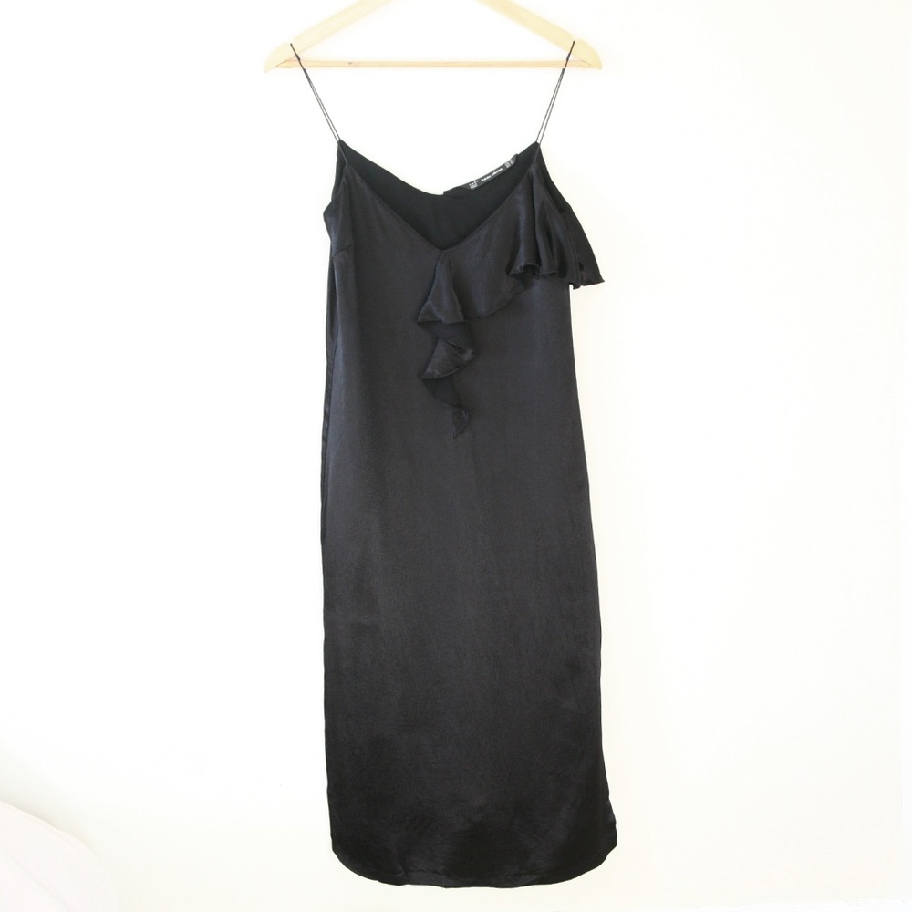 Size XS - ZARA Women's Black Spaghetti Strap Ruffle Formal Dress